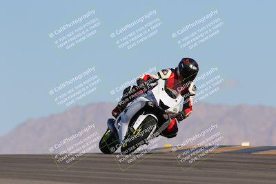 media/Oct-01-2023-SoCal Trackdays (Sun) [[4c570cc352]]/Turn 9 Set 2 (10am)/